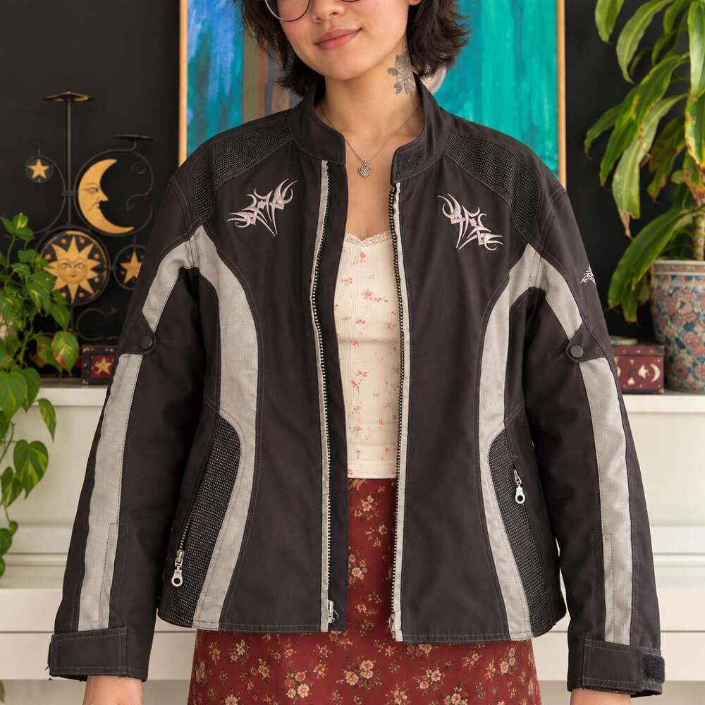 Women's Black and Grey Jacket